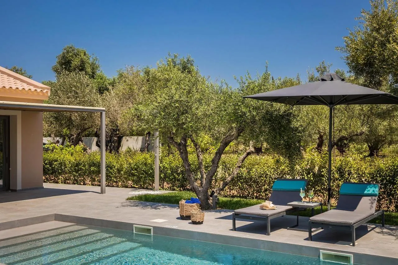 Villa Laoura سفوروناتا